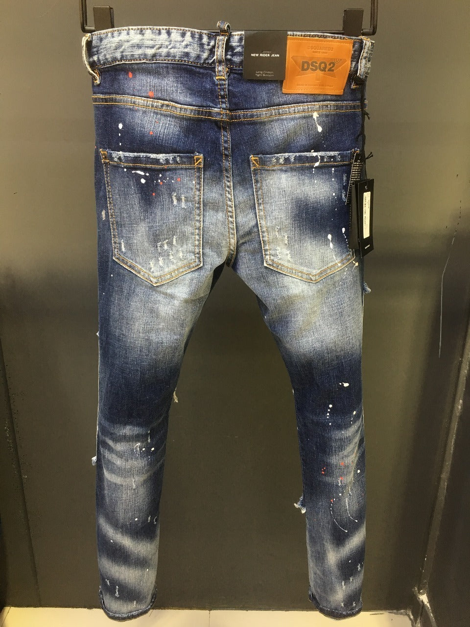 D - JEANS