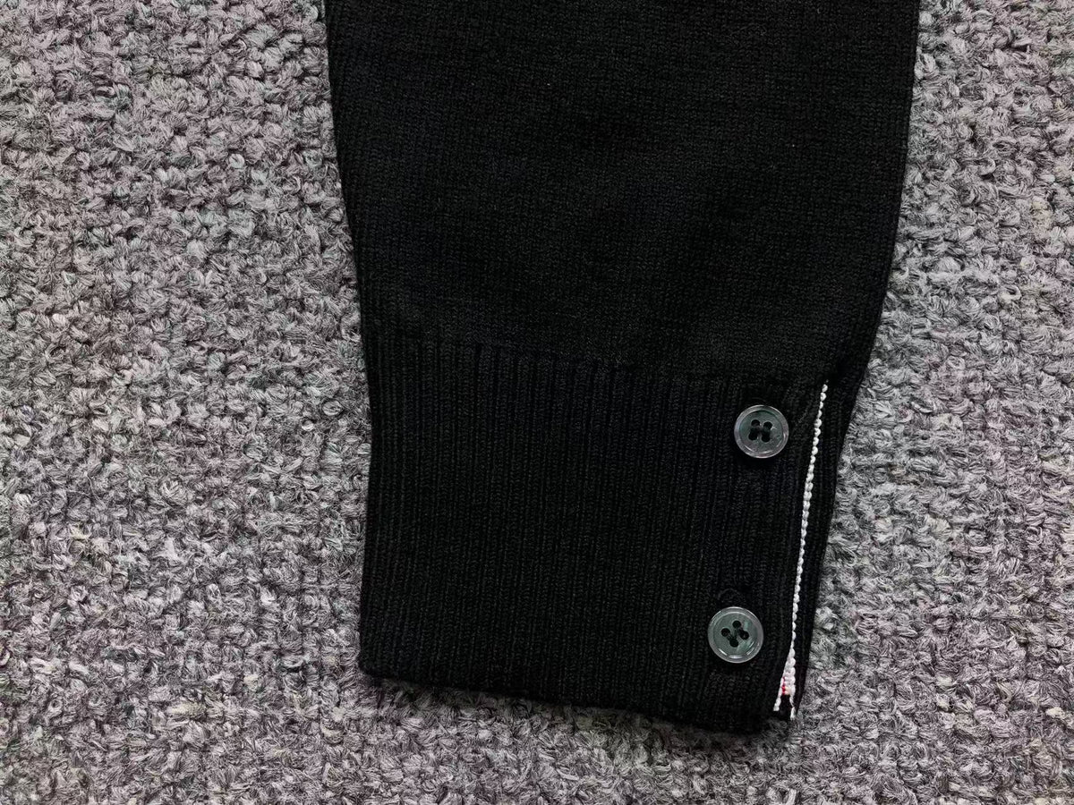 T - SWEATER