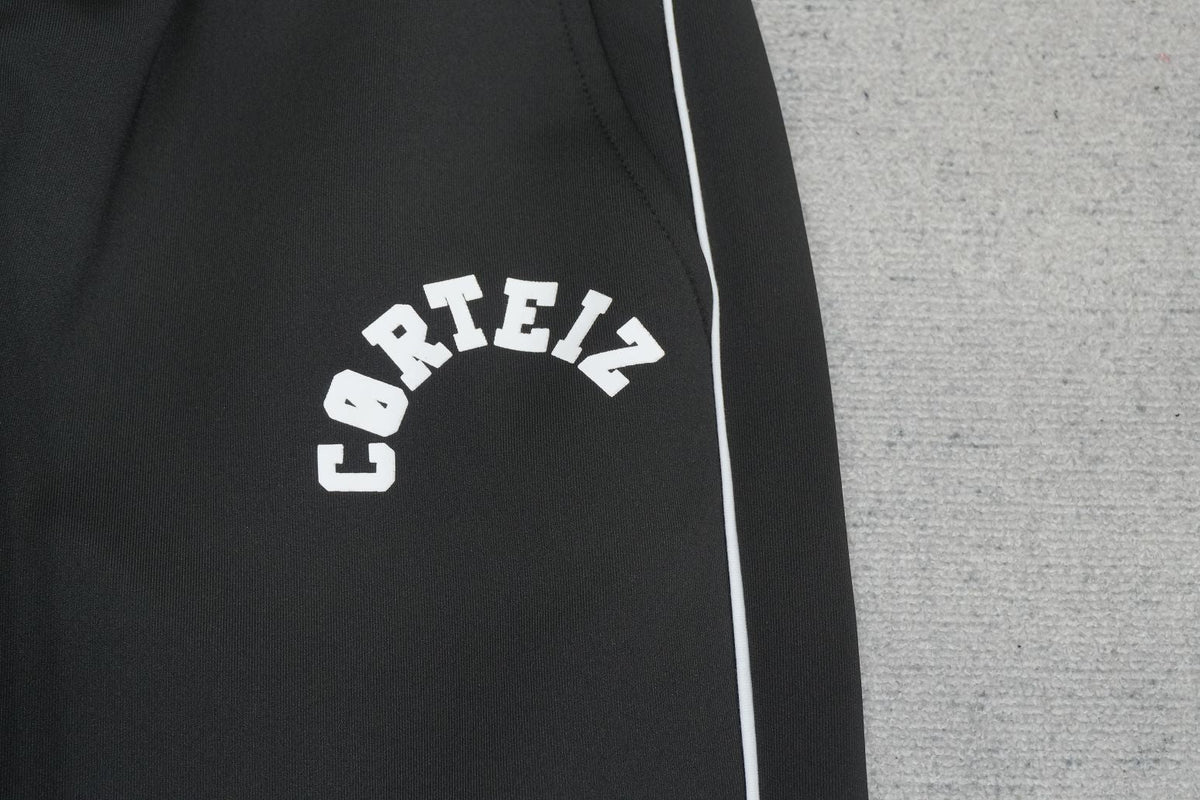 C - SWEATPANTS