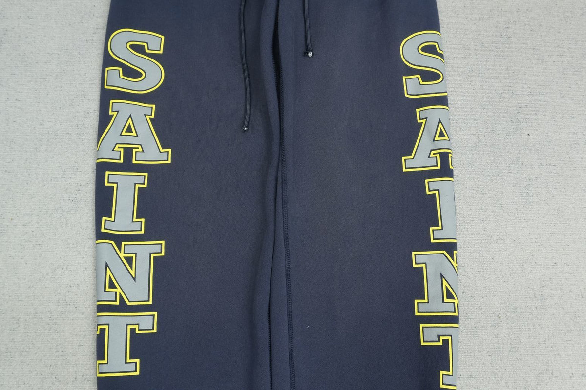 S - SWEATPANTS