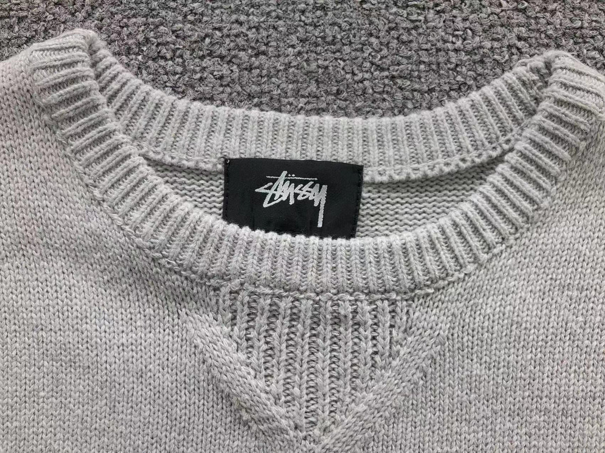 S - SWEATER