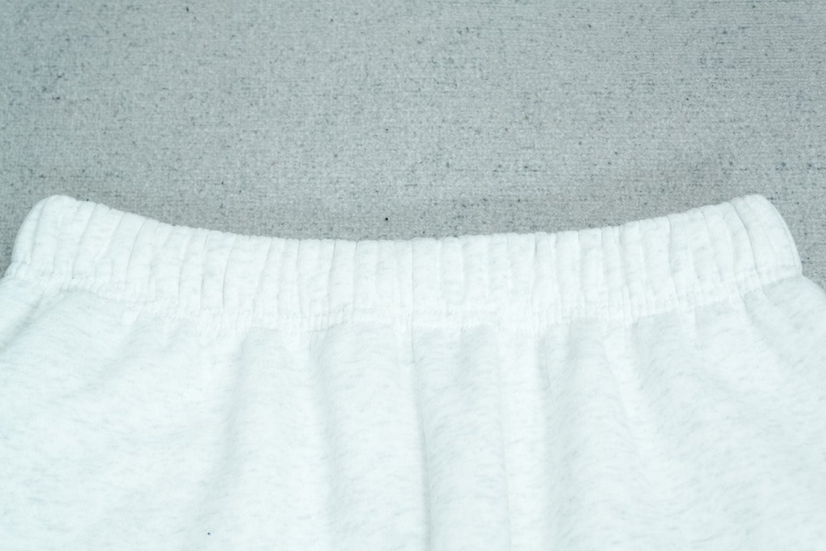 B - SWEATPANTS