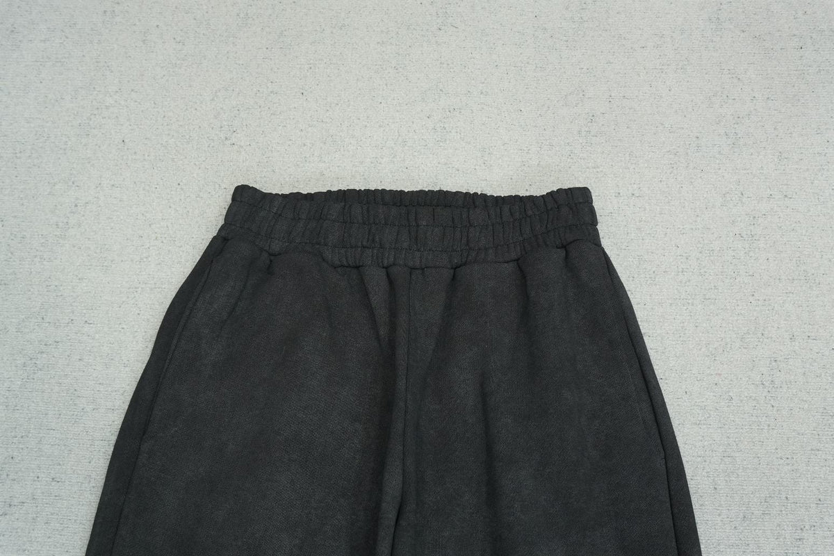 F - SWEATPANTS