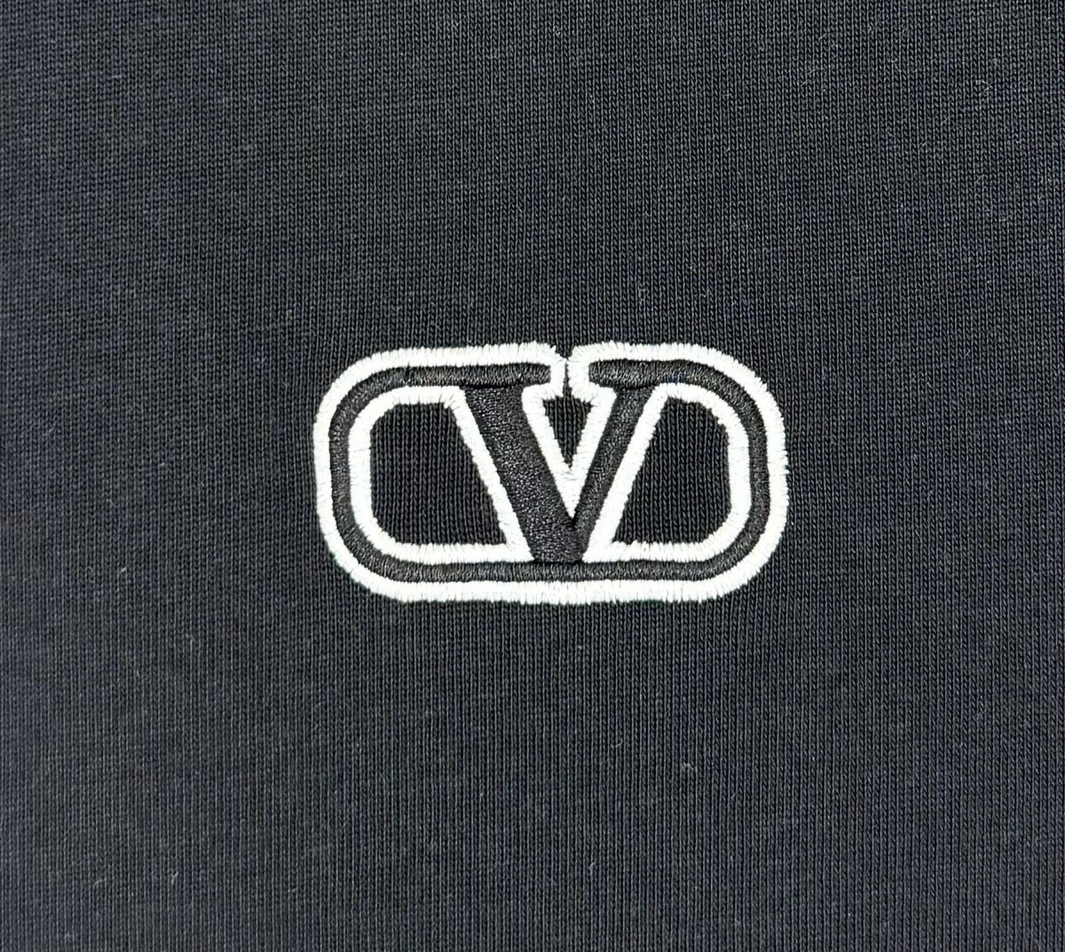 V - TSHIRT