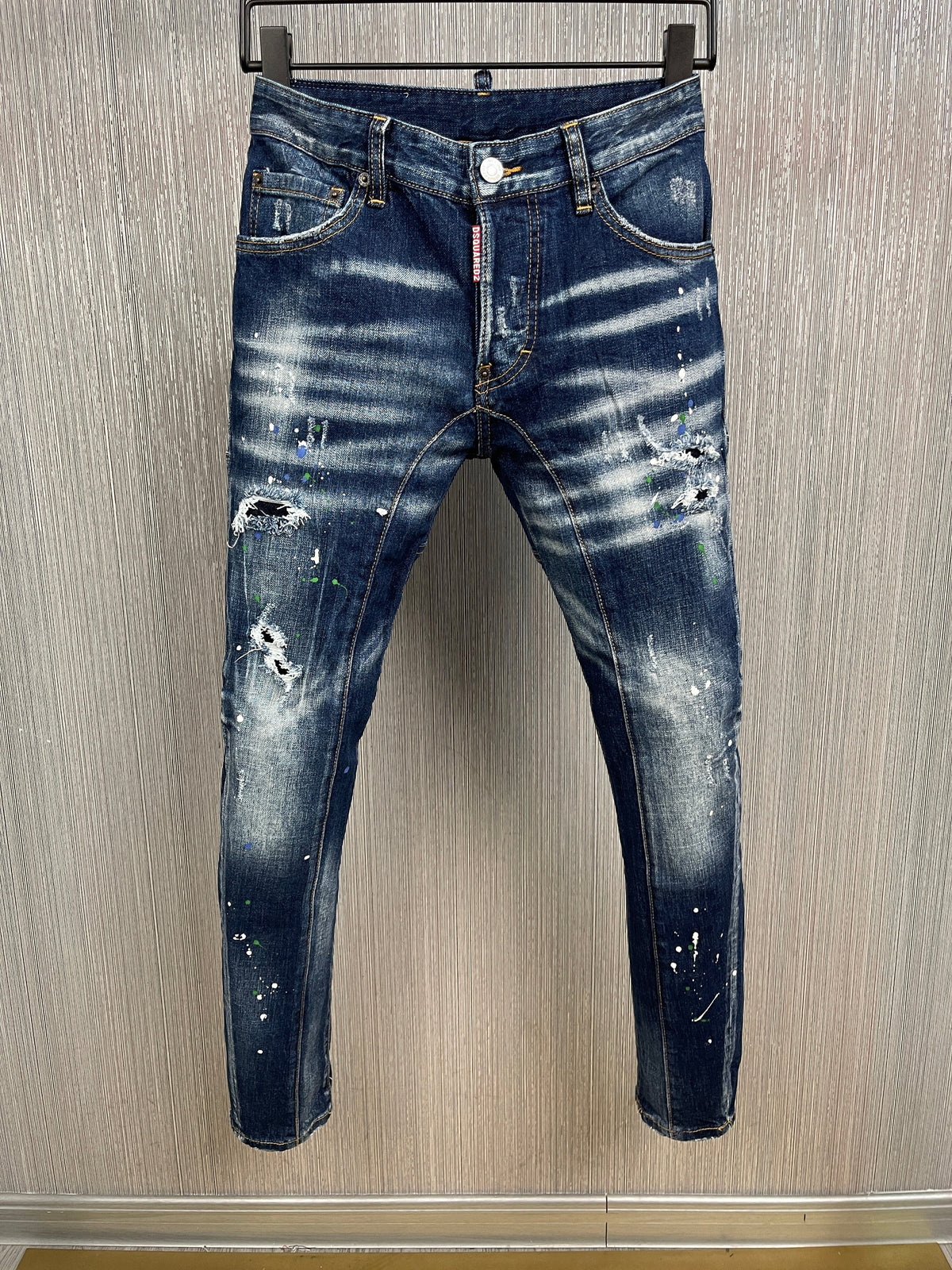 D - JEANS