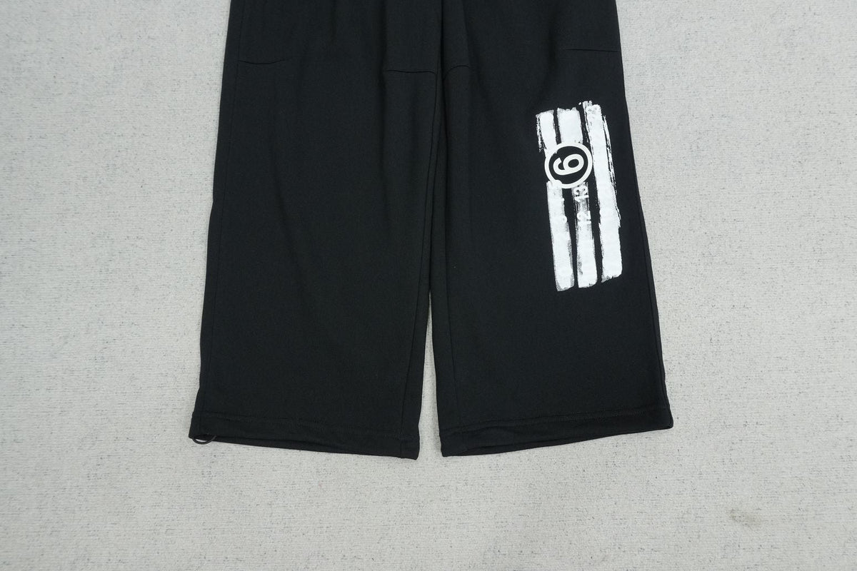 M - SWEATPANTS