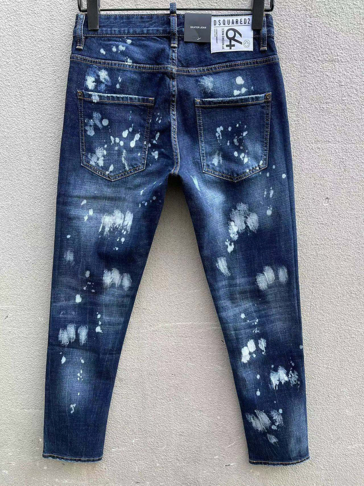 D - JEANS