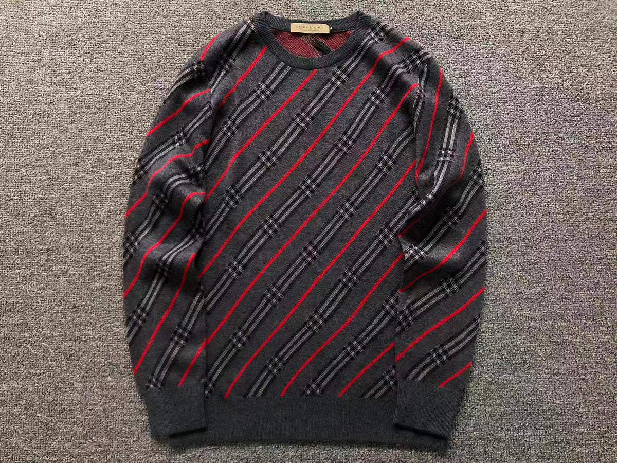 B - SWEATER