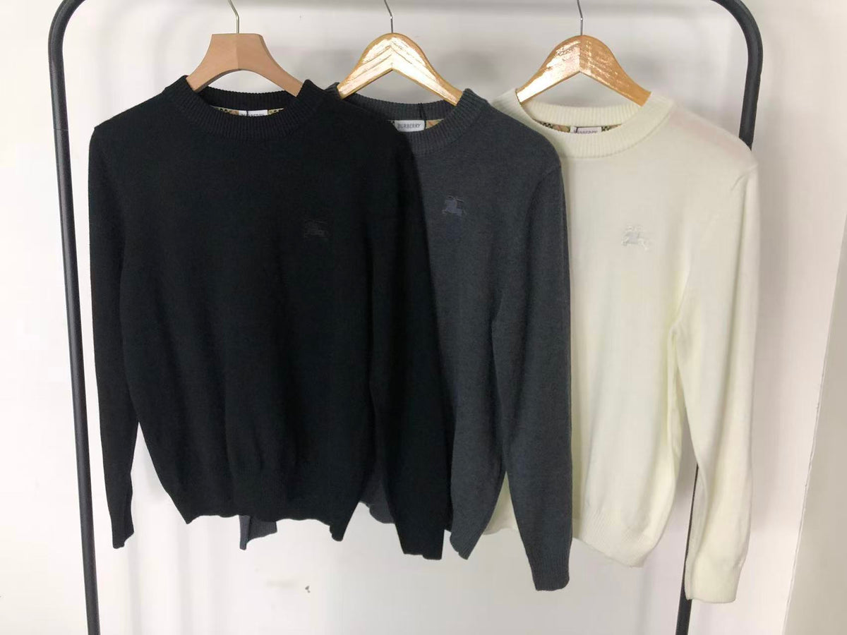 B - SWEATER