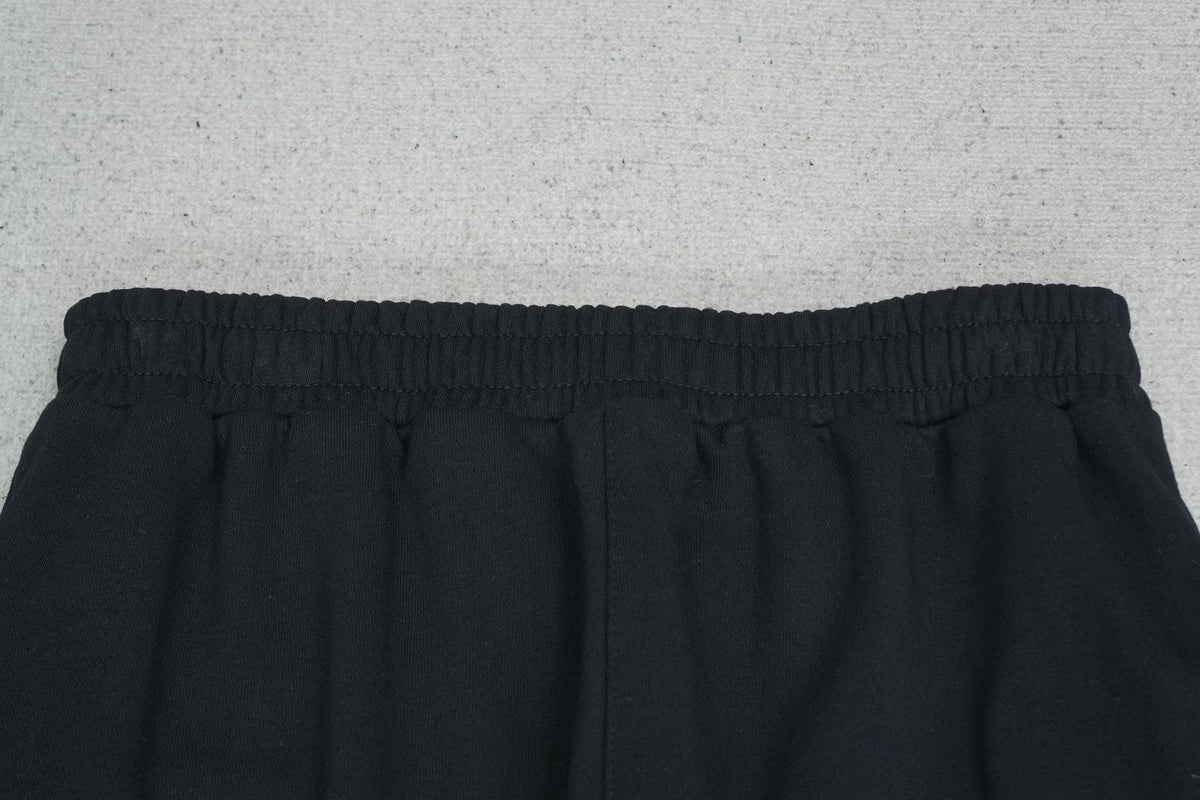 C - SWEATPANTS