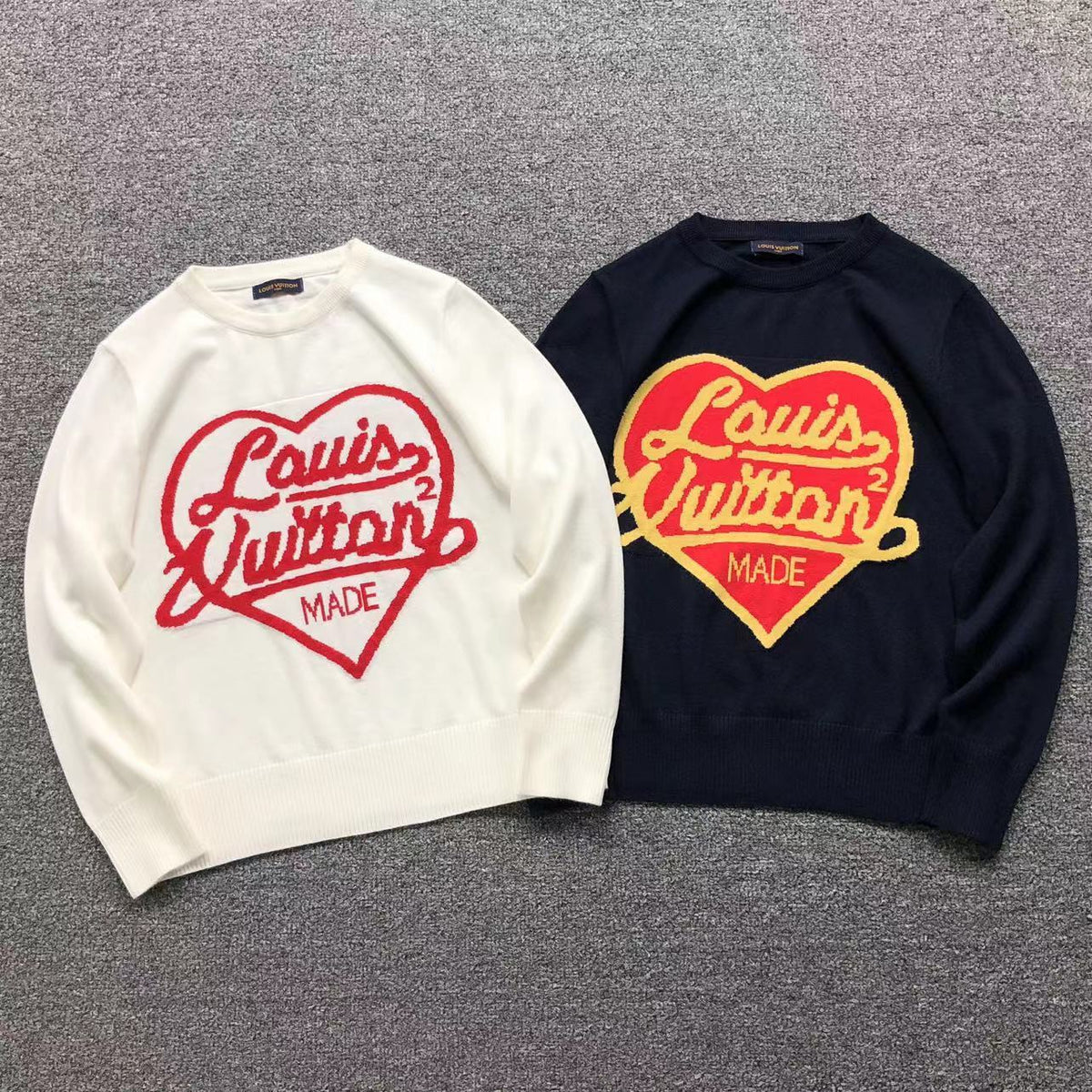 L - SWEATER