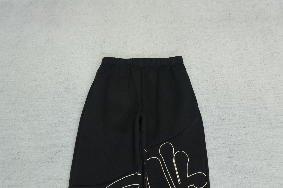 S - SWEATPANTS