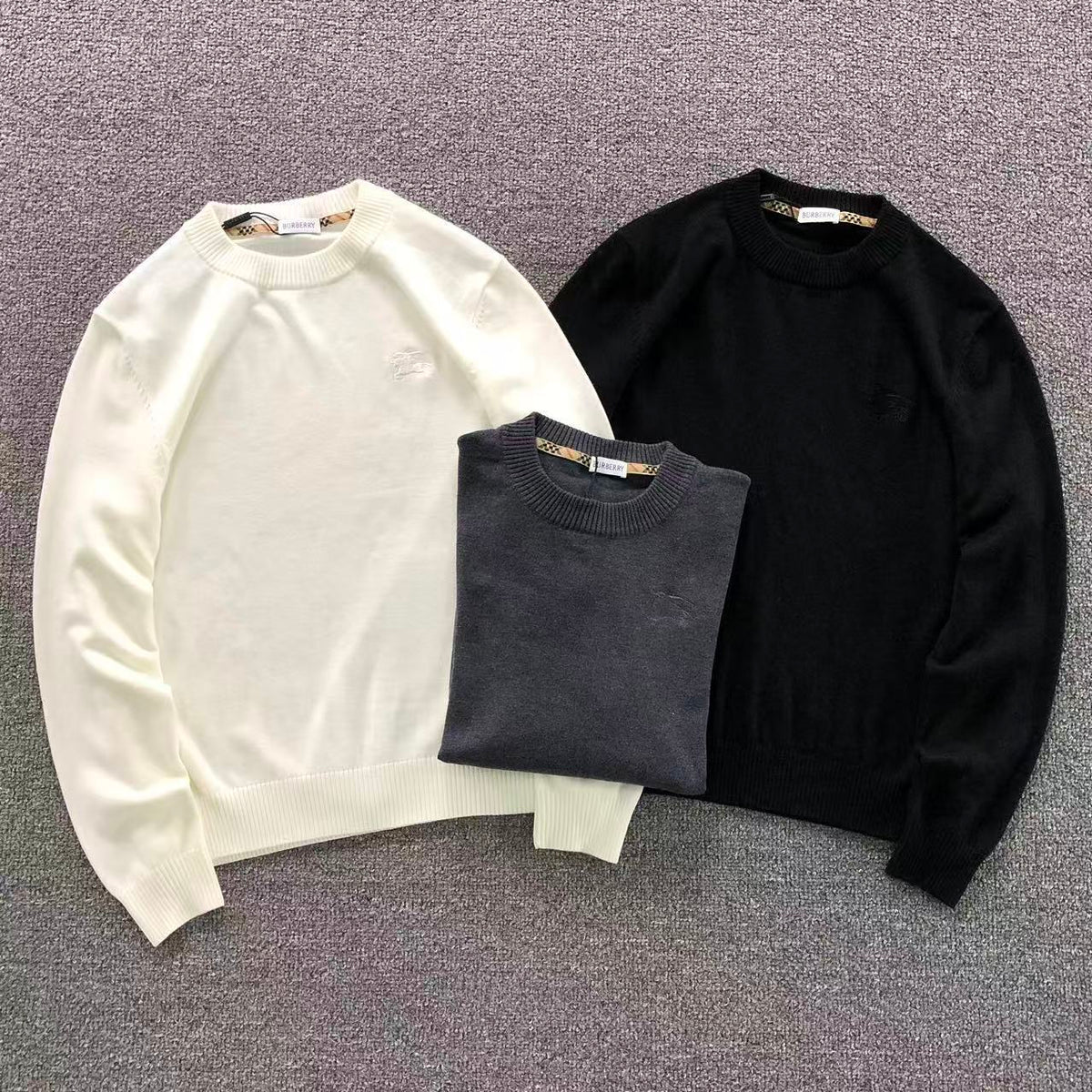 B - SWEATER