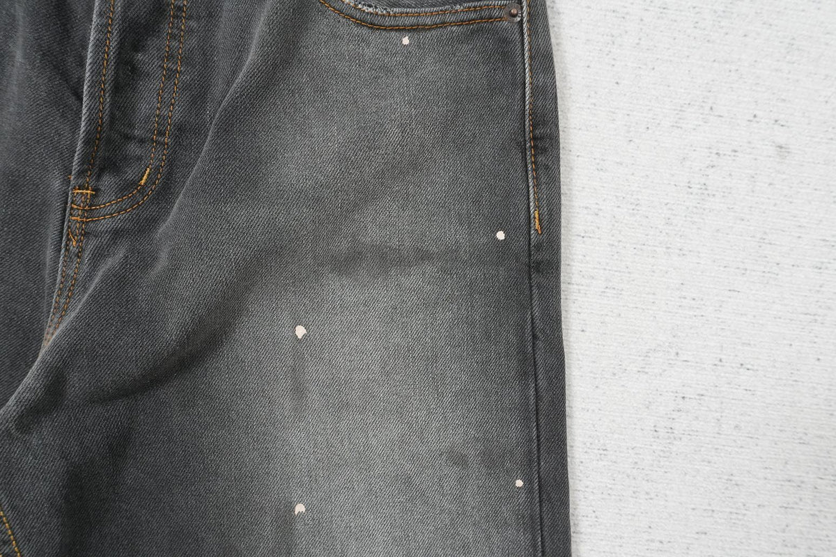 A - JEANS