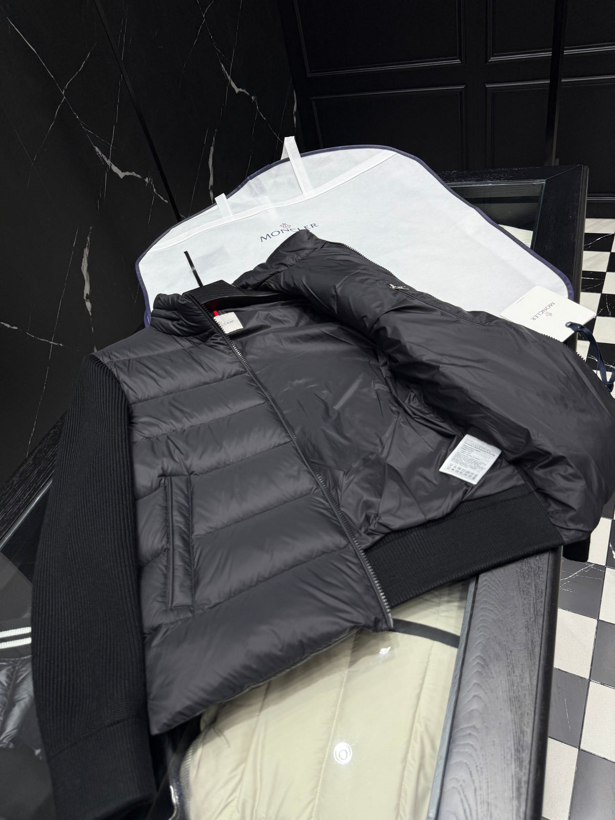 V - CARDIGAN