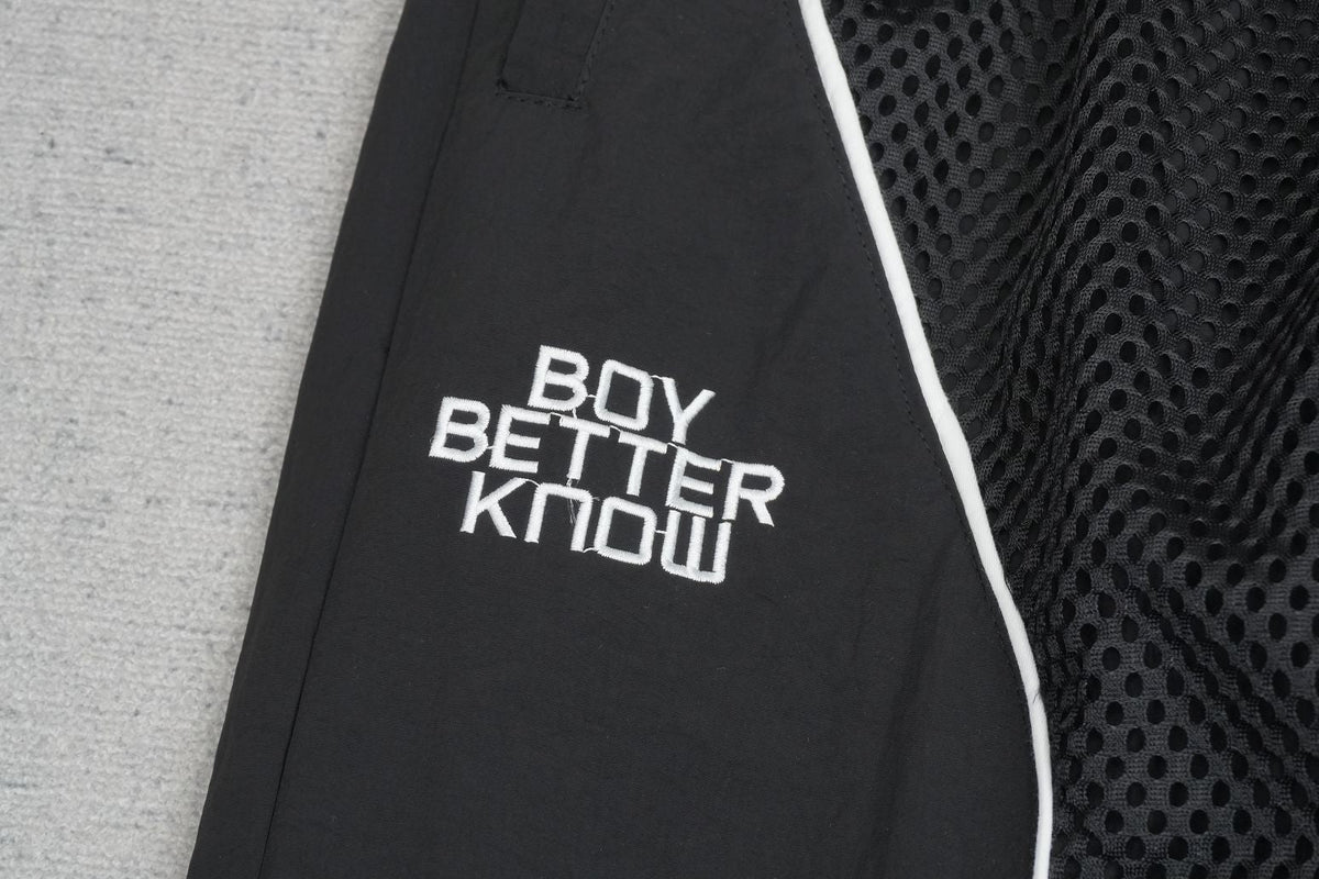 C - SWEATPANTS