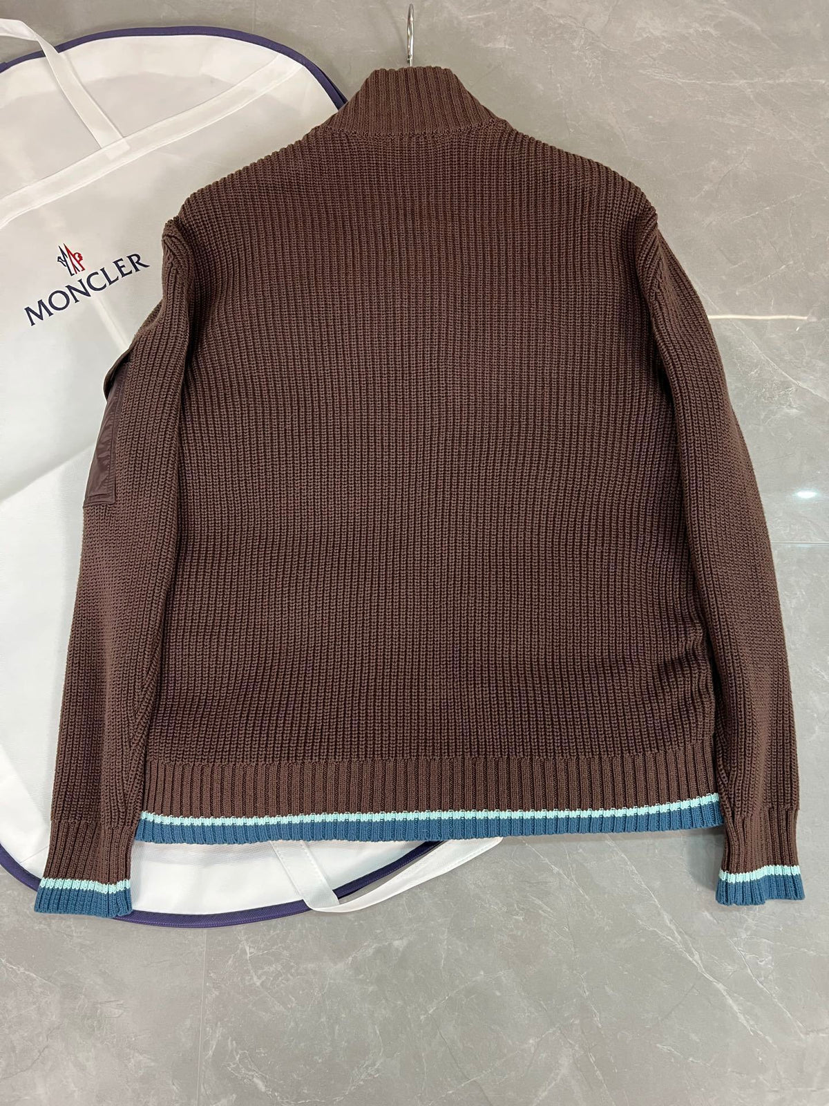 P - CARDIGAN