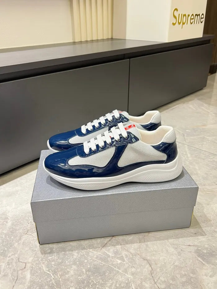 P - SNEAKERS