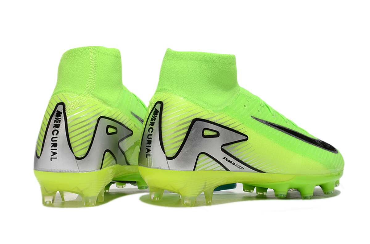 M - FUSSBALLSCHUHE