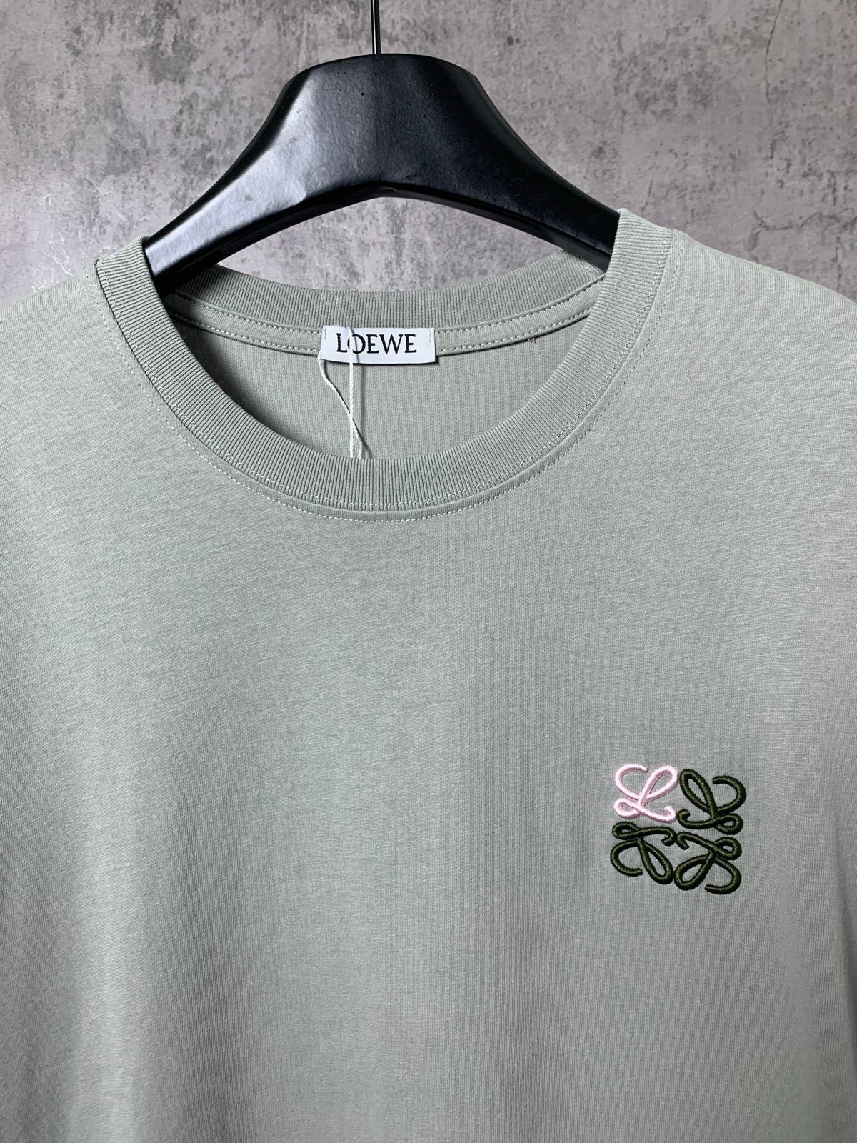L - TSHIRT