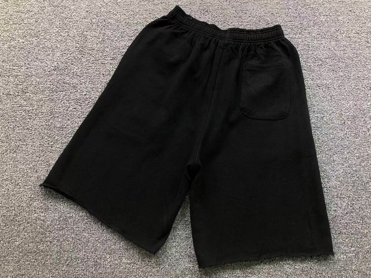 V - SHORTS