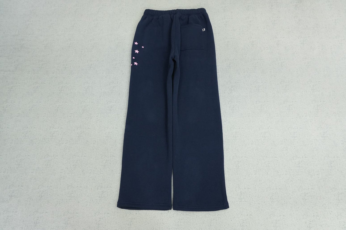 B - SWEATPANTS