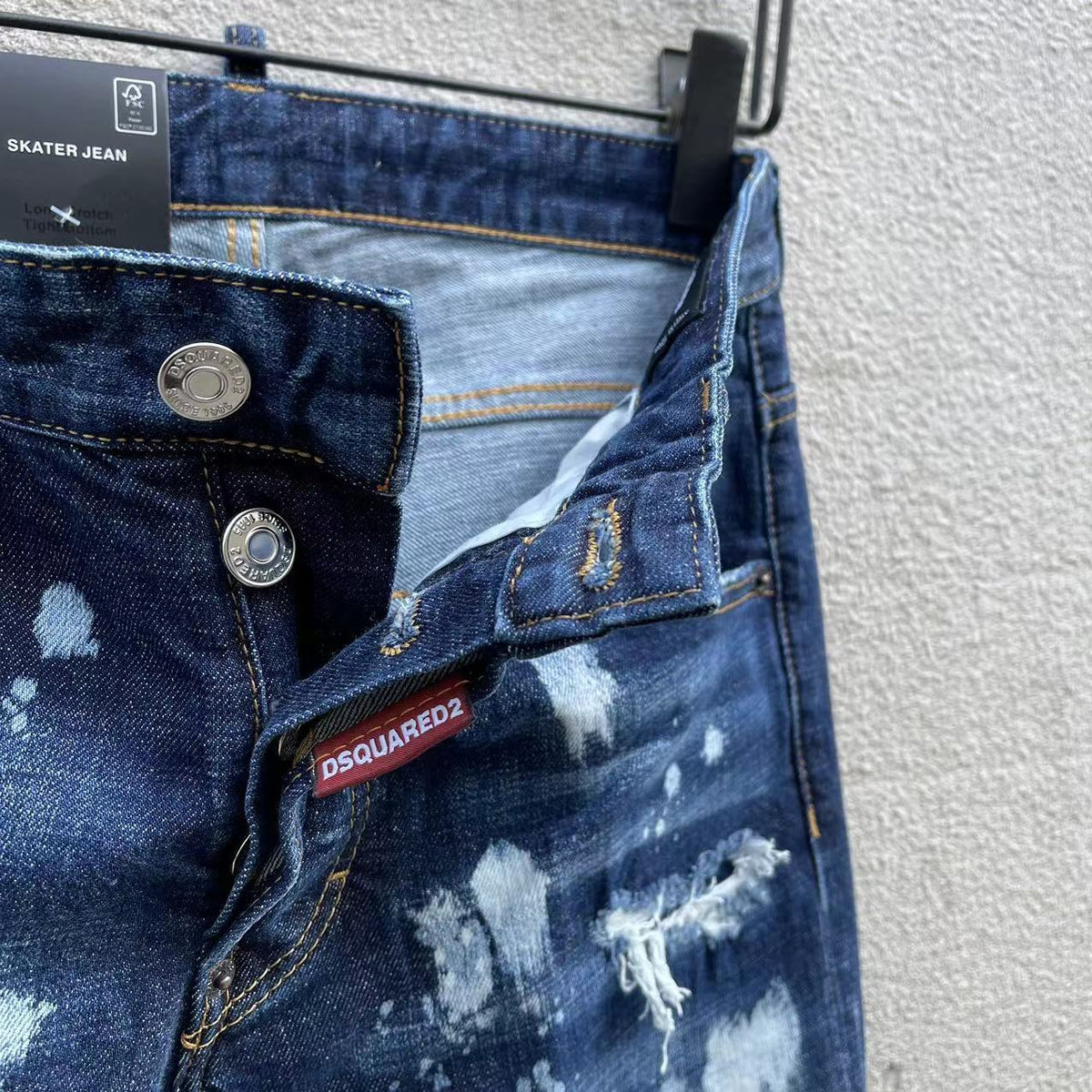 D - JEANS