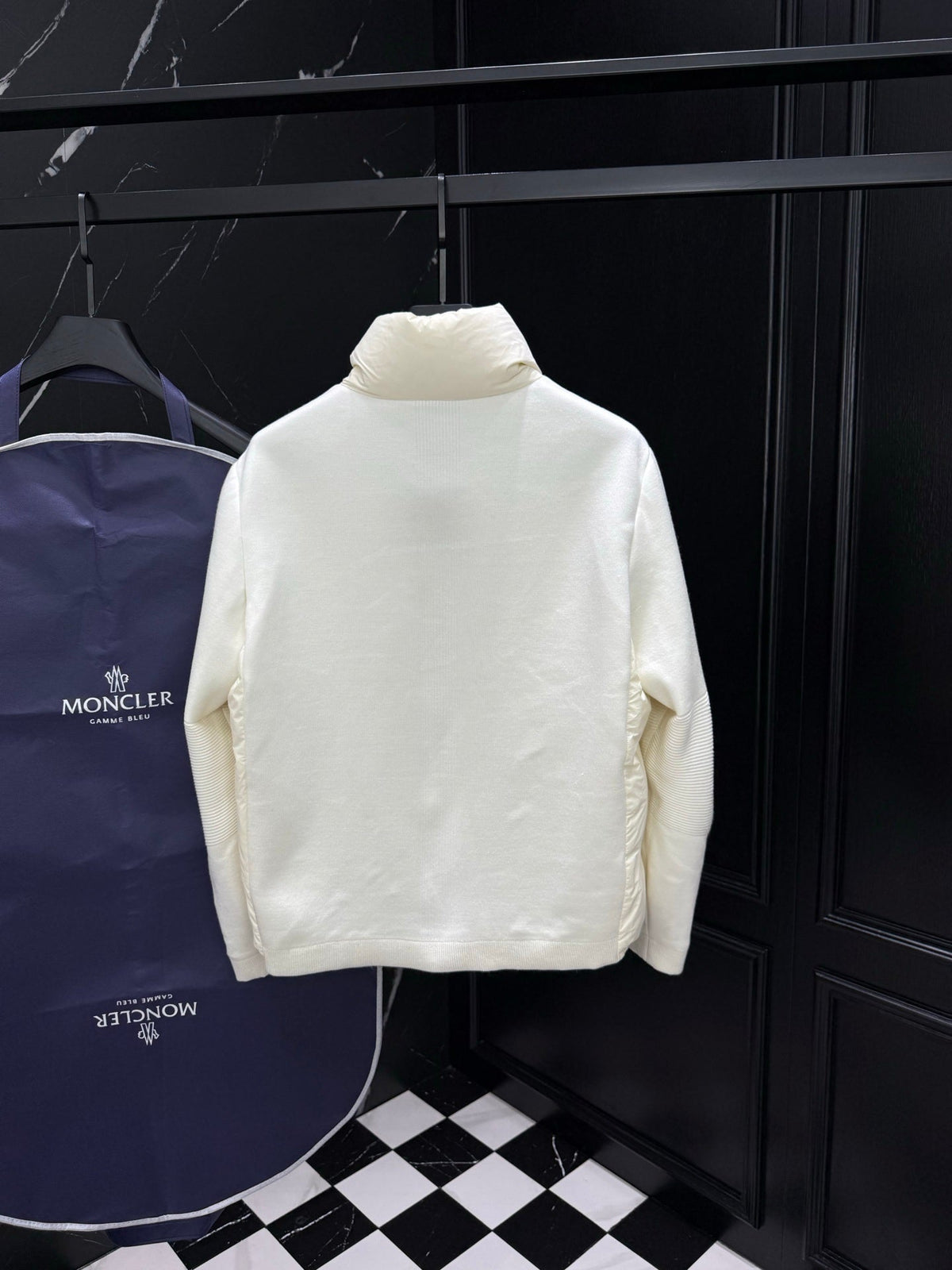 P - CARDIGAN