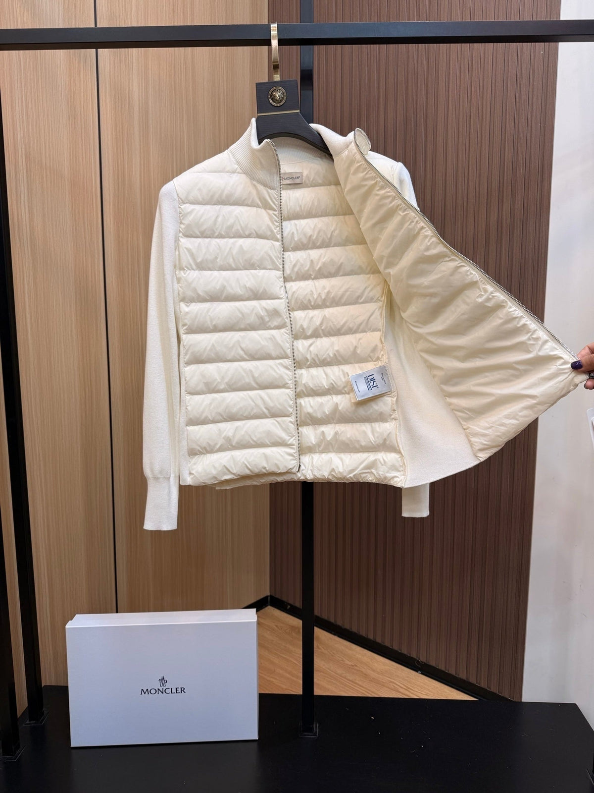 P - CARDIGAN