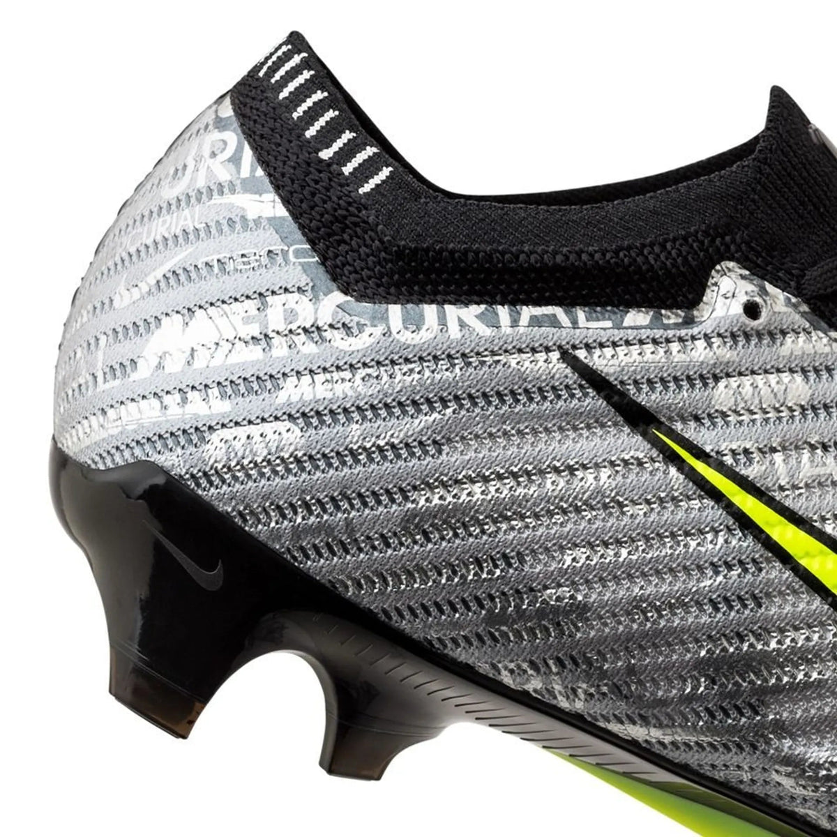 M - FUSSBALLSCHUHE