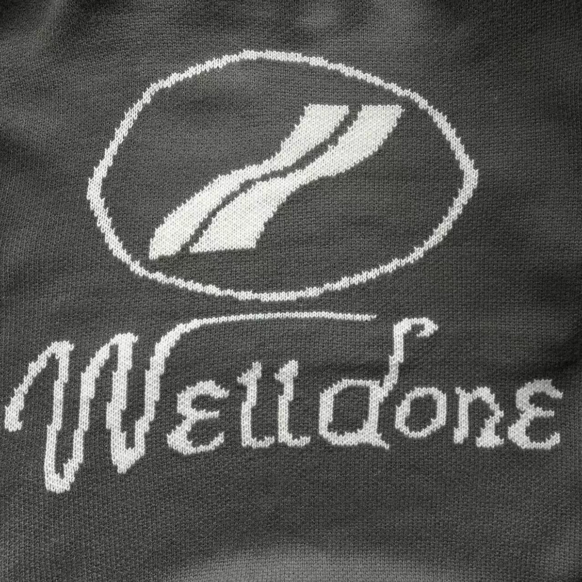 W - SWEATER