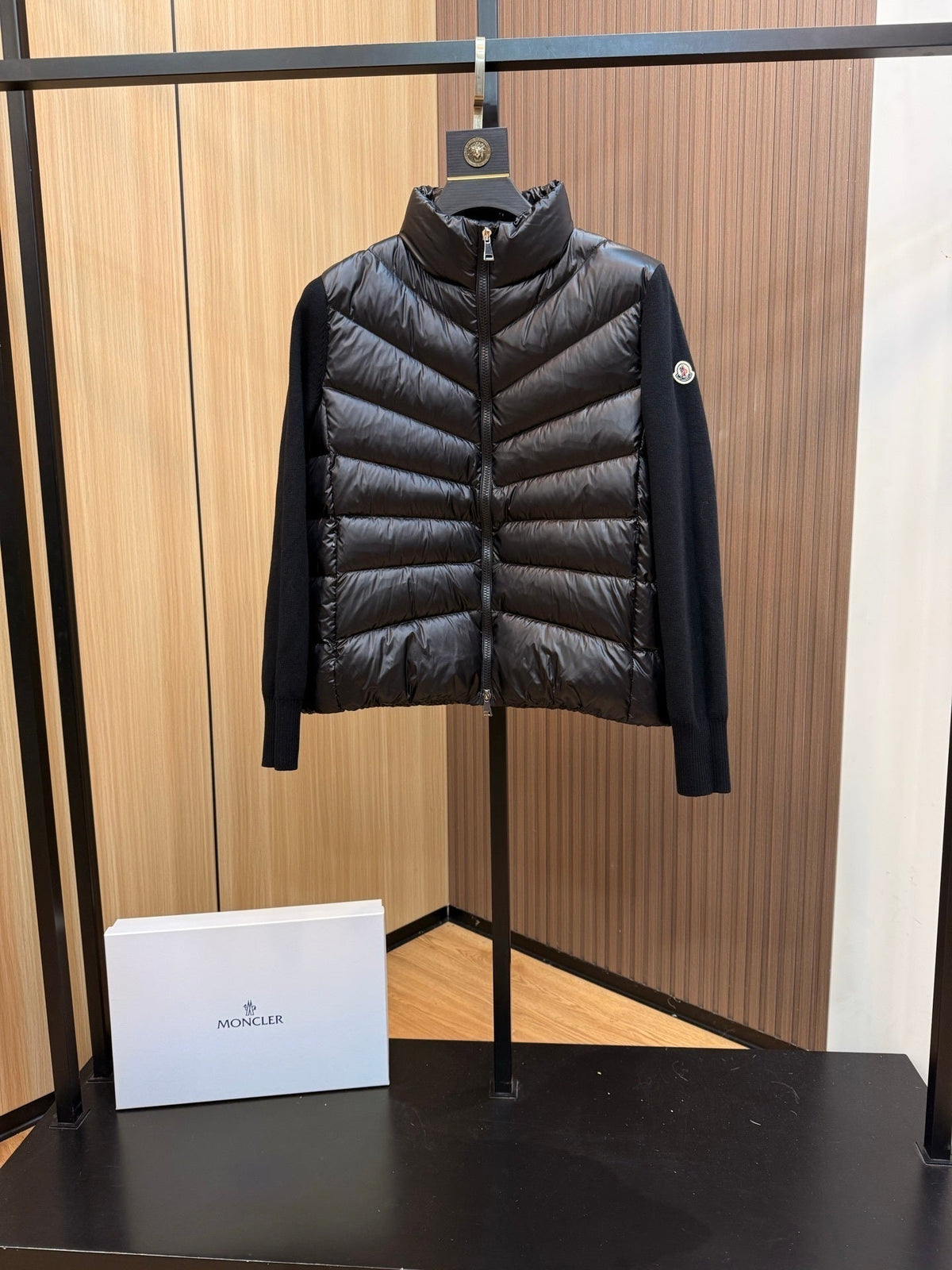 P - CARDIGAN
