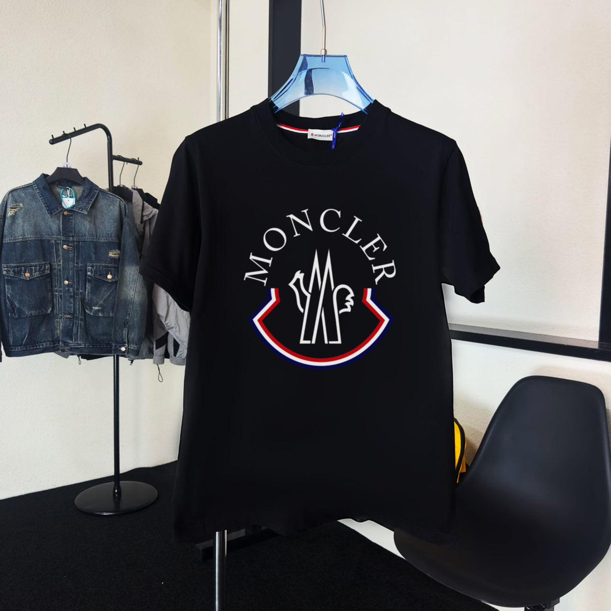 M - TSHIRT