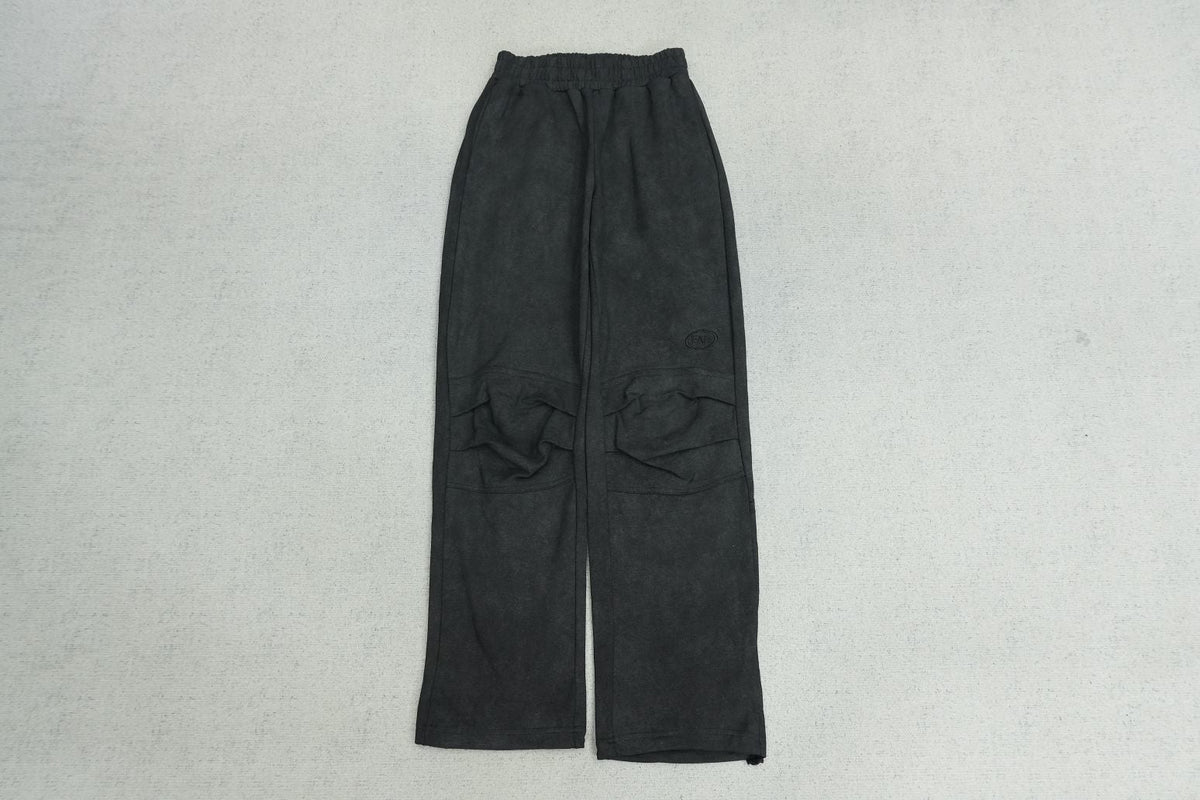 F - SWEATPANTS