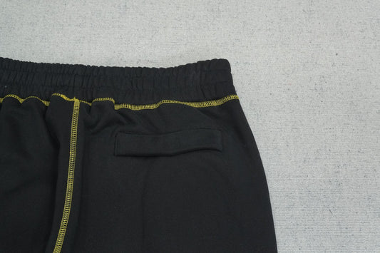 C - SWEATPANTS