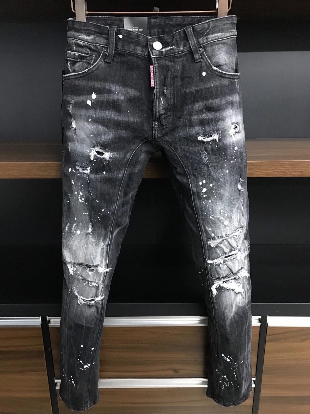 D - JEANS