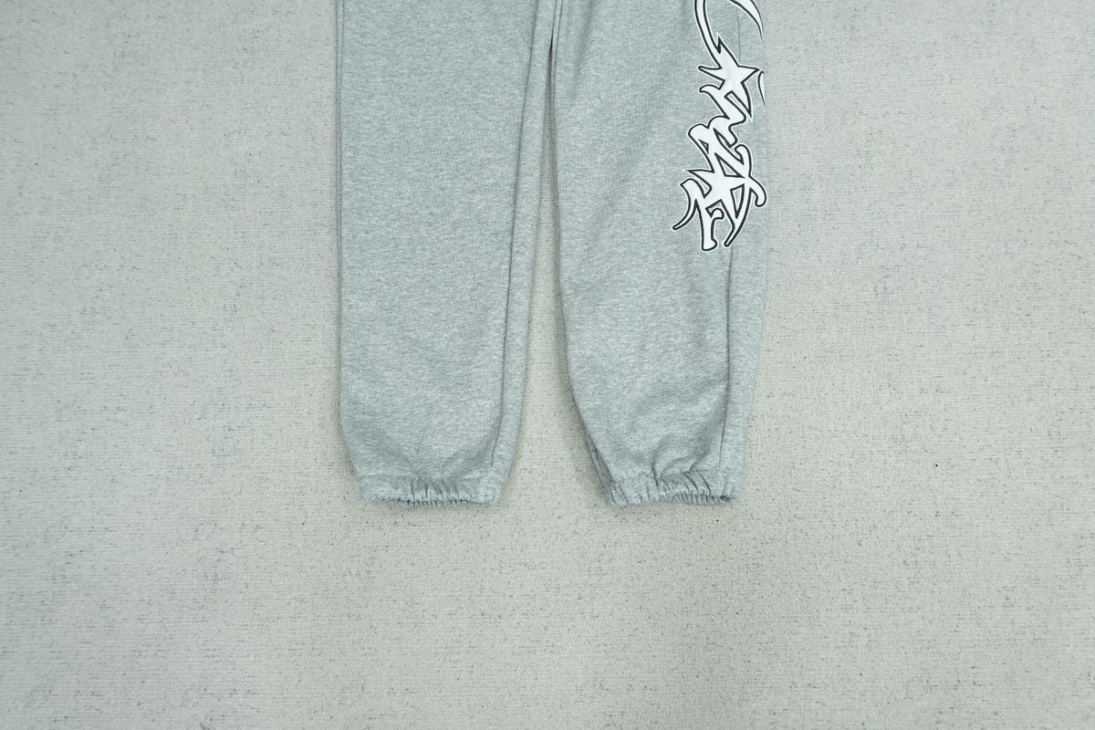 C - SWEATPANTS
