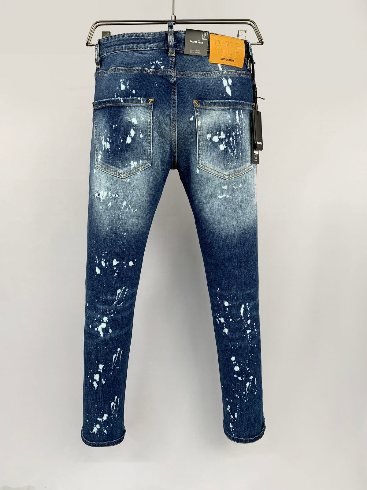 D - JEANS