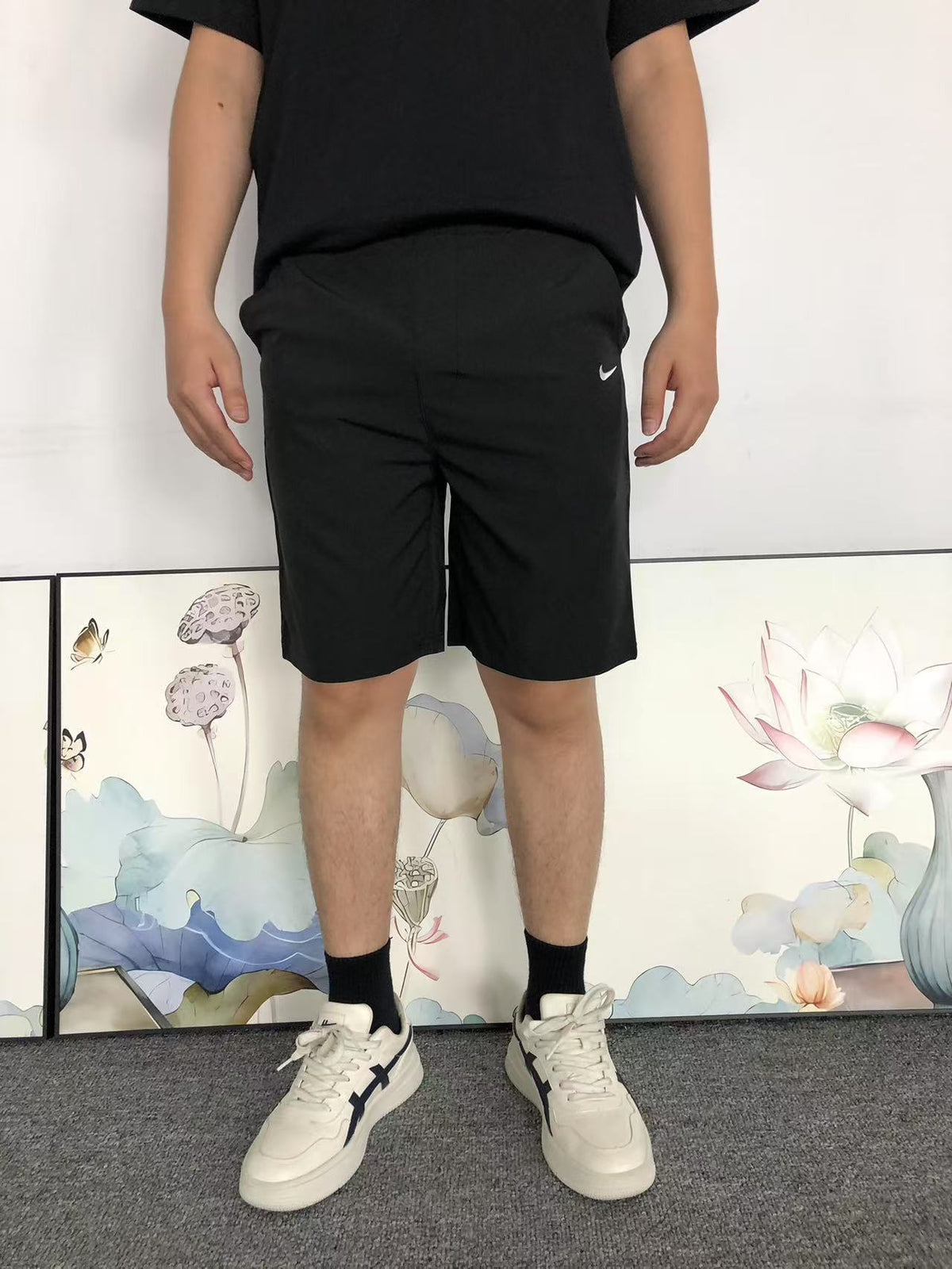 N - SHORTS
