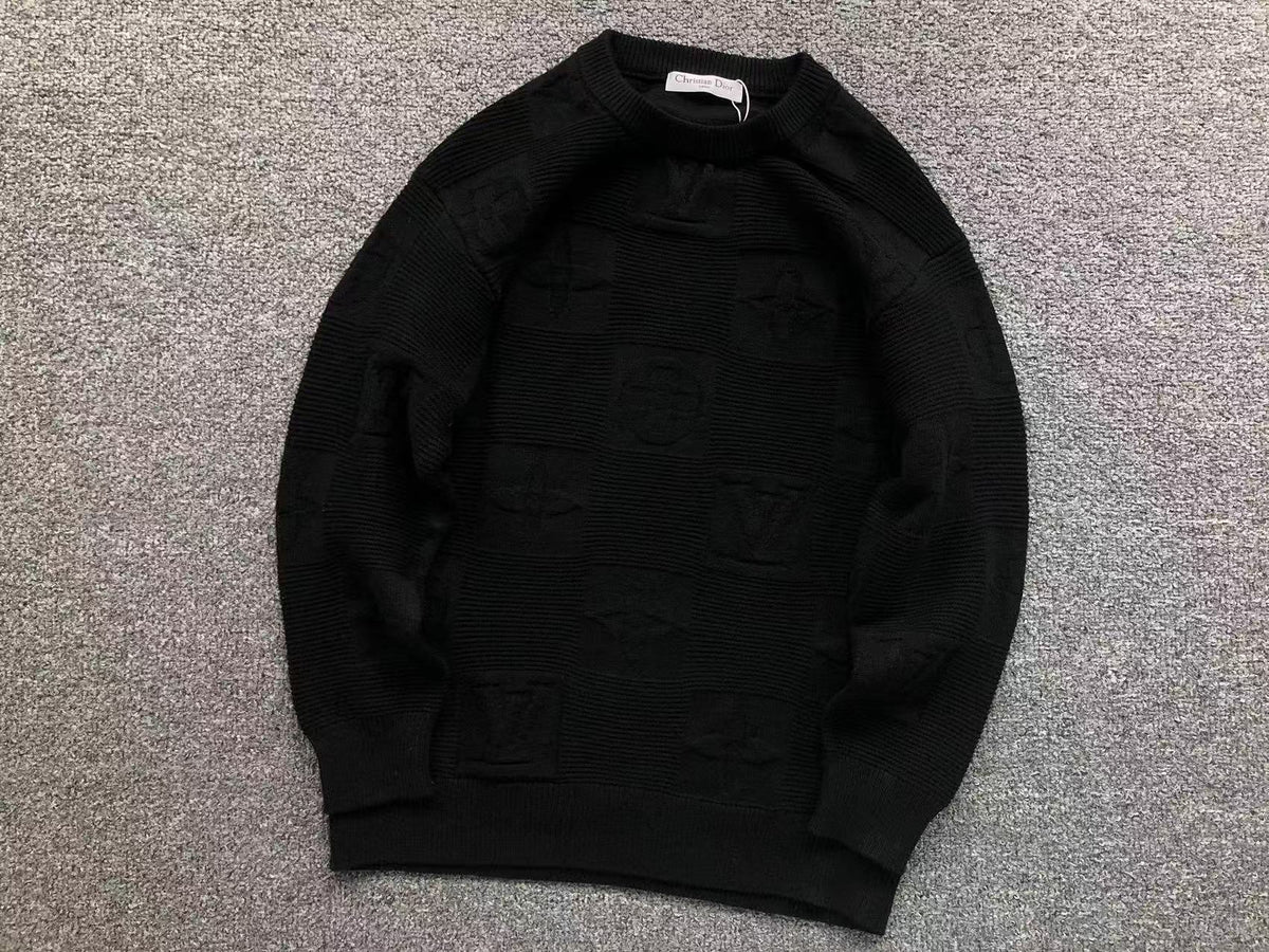 L - SWEATER
