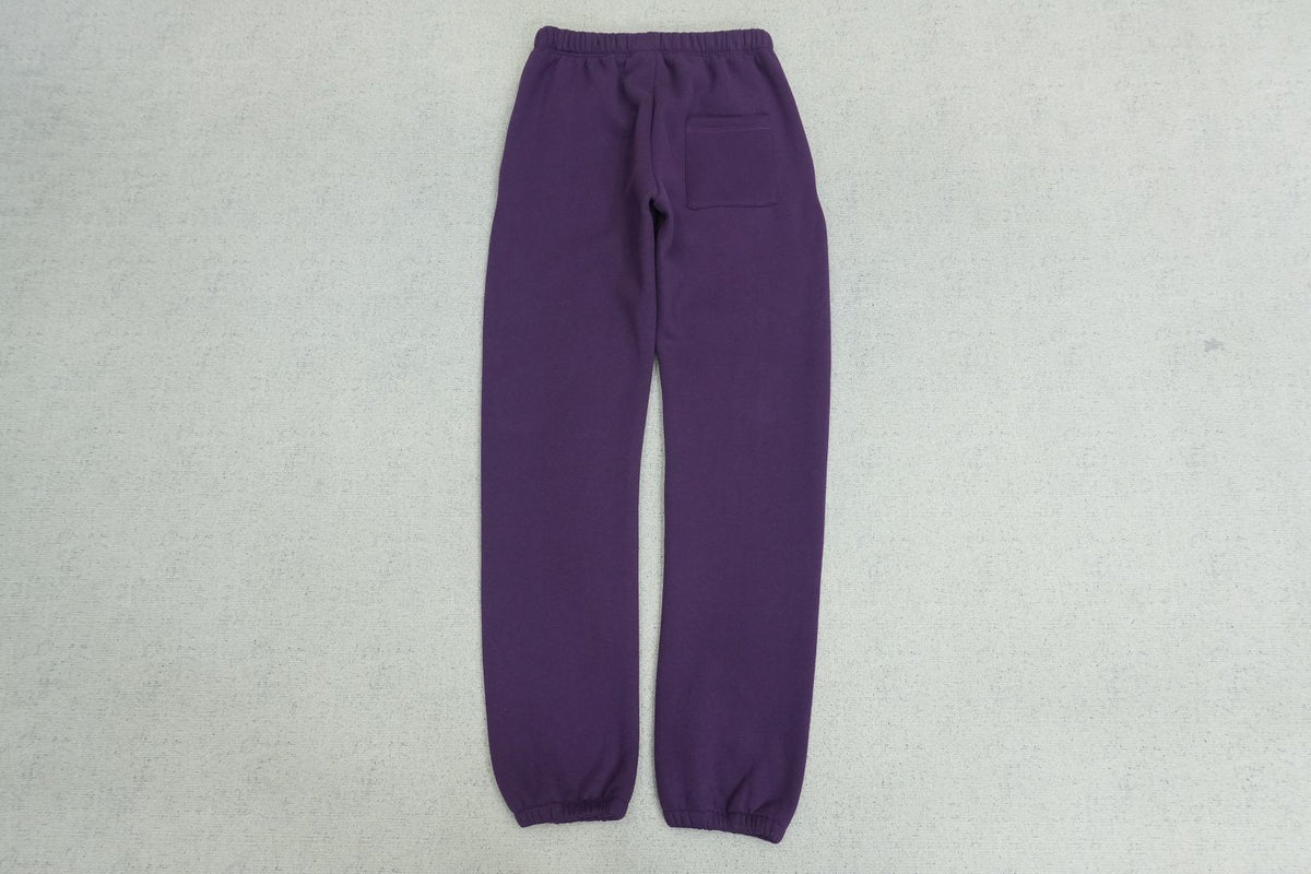 S - SWEATPANTS