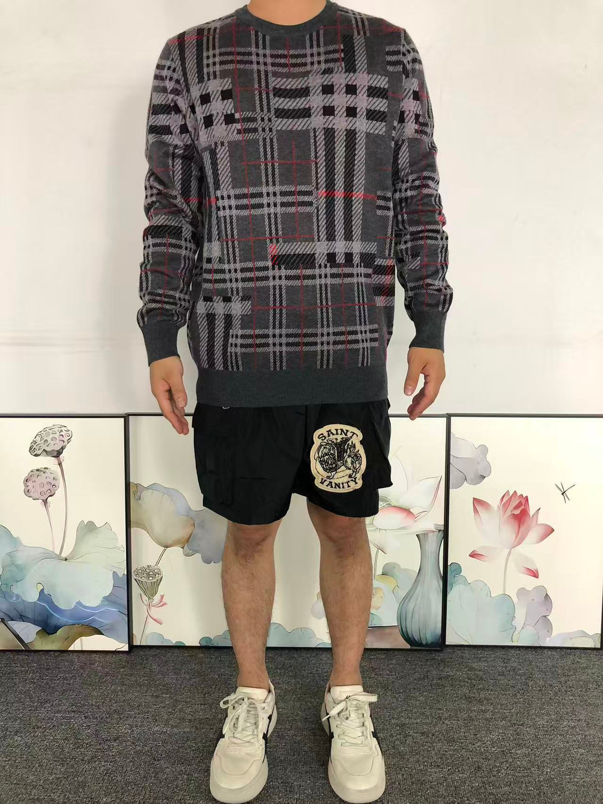 B - SWEATER