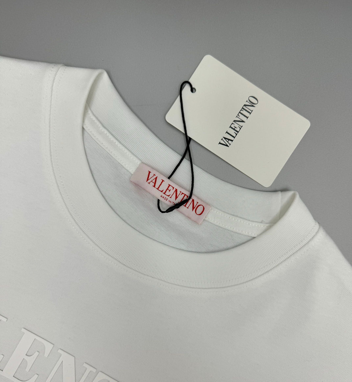 V - TSHIRT