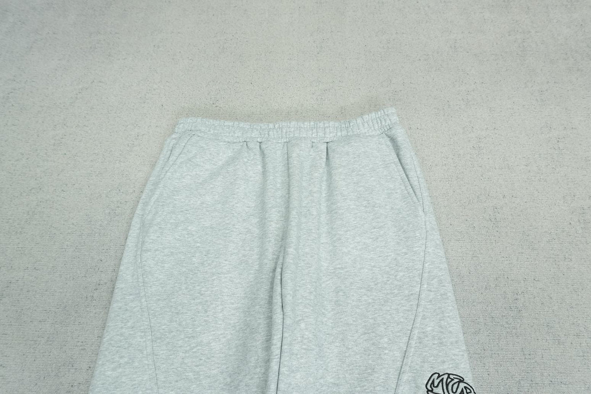 M - SWEATPANTS