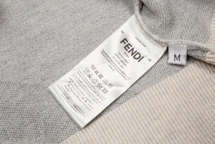 F  - SWEATER