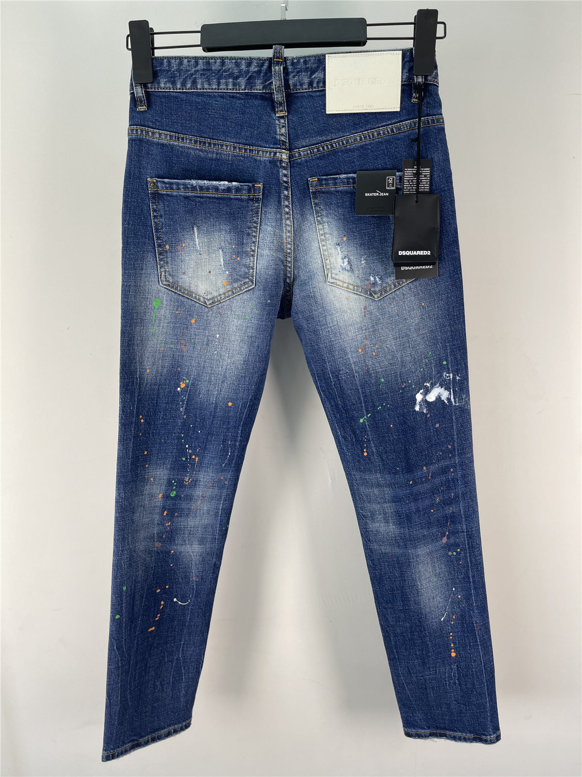 D - JEANS