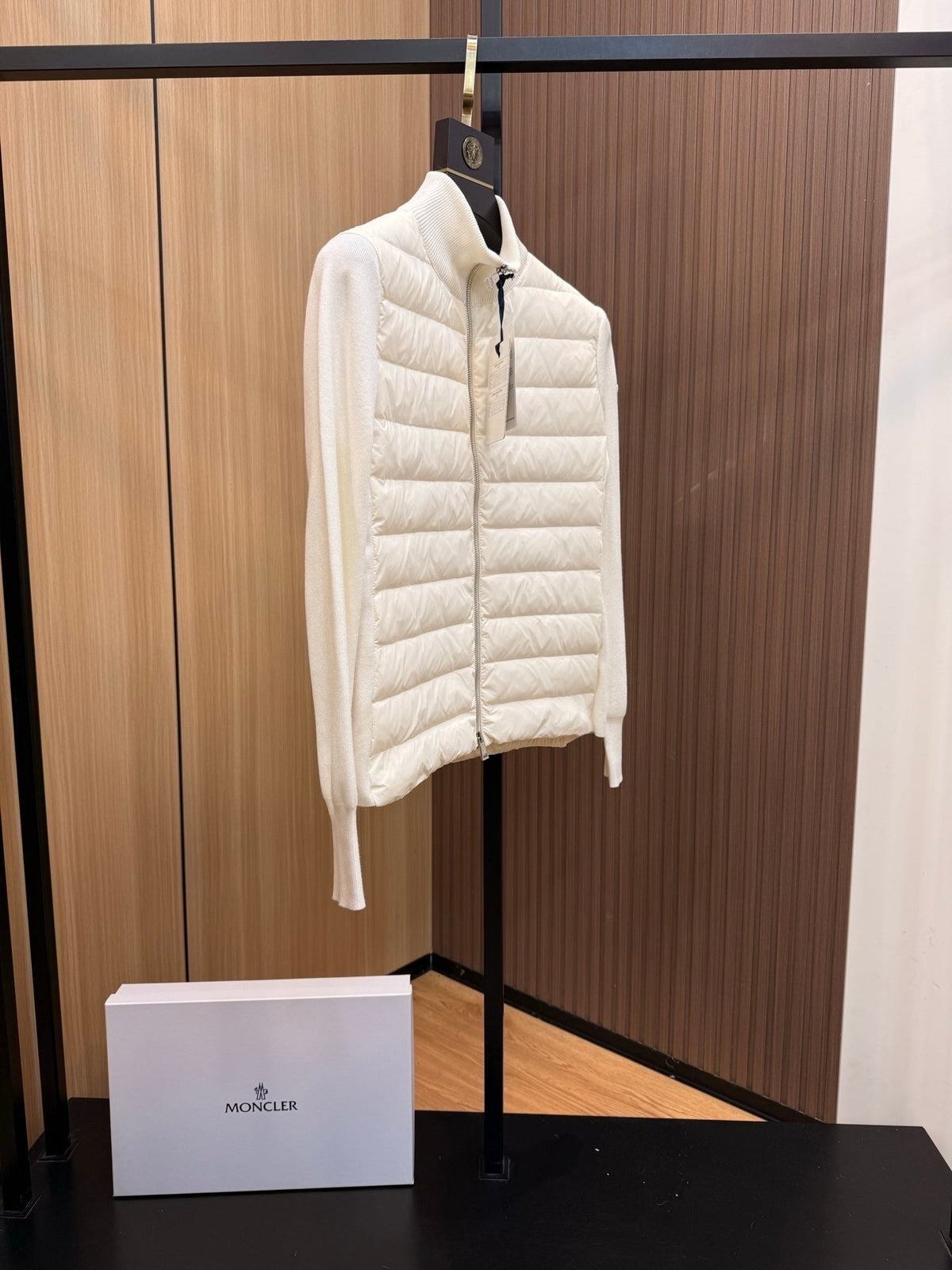 P - CARDIGAN