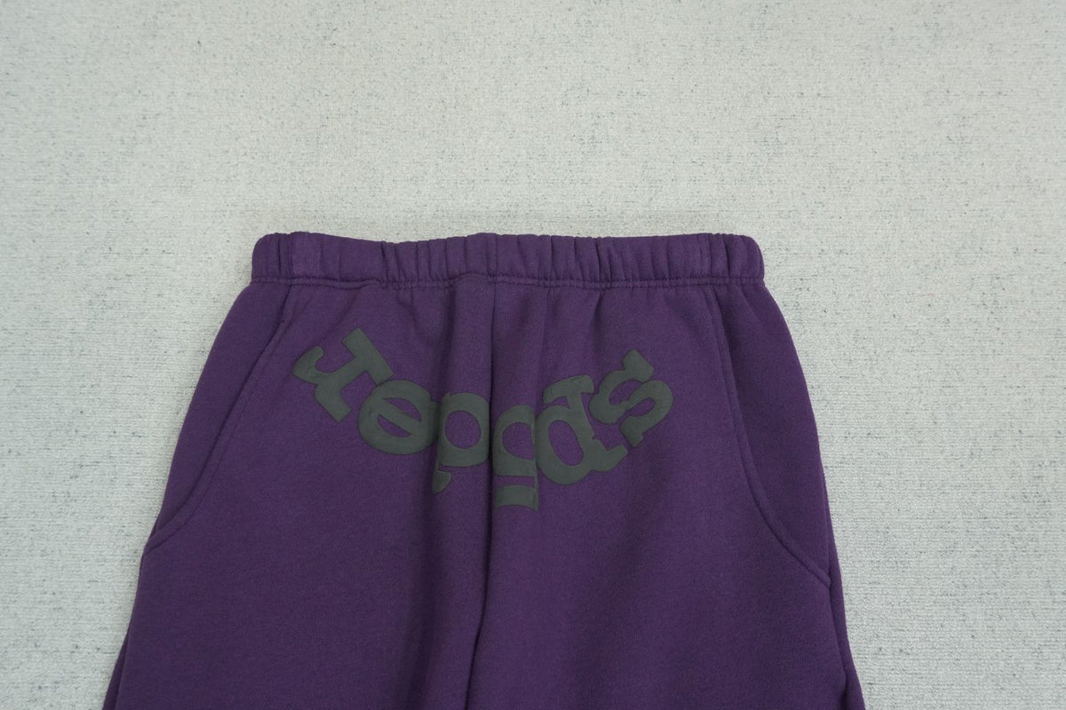 S - SWEATPANTS