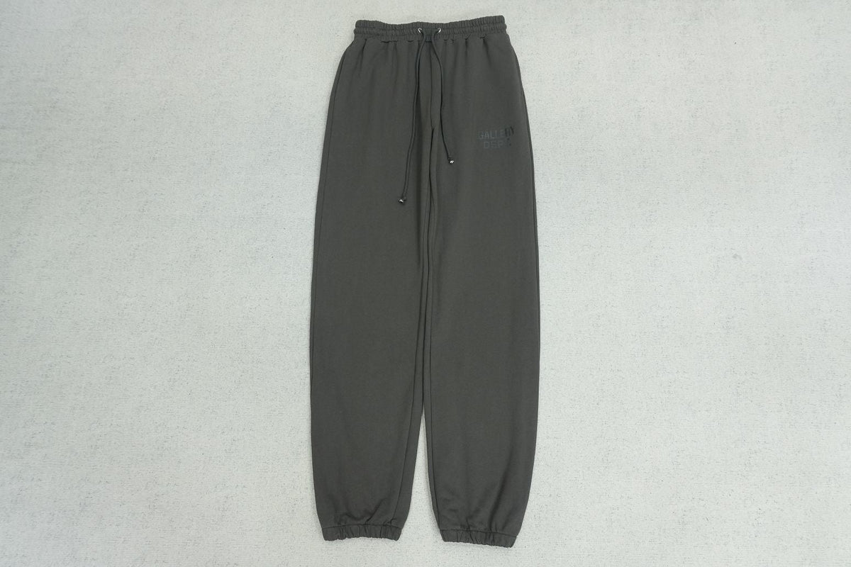 G - SWEATPANTS