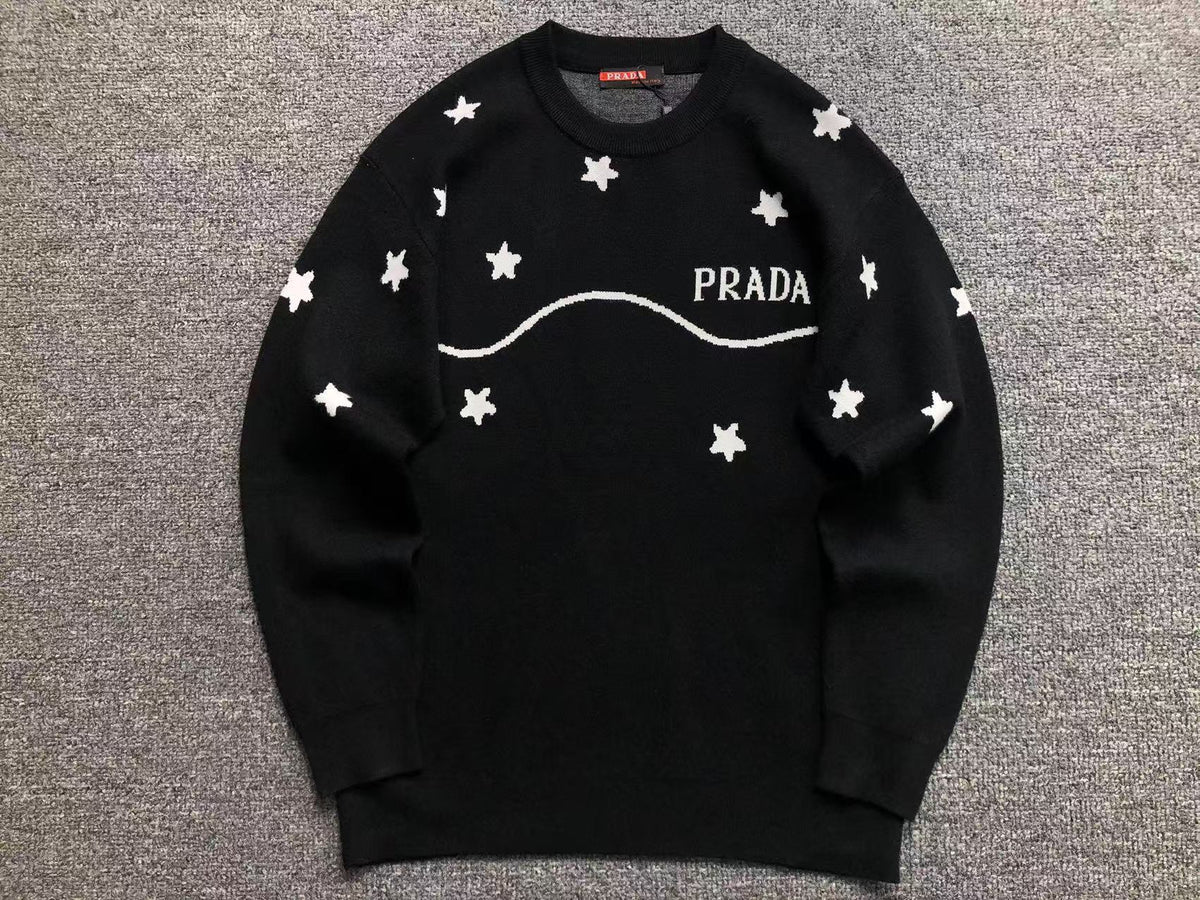 P - SWEATER